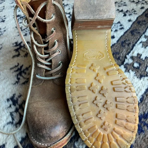 Frye Tan Leather Lace Up Boots - Picture 4 of 7